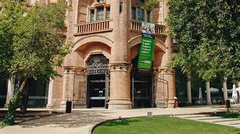 巴塞罗那自治大学