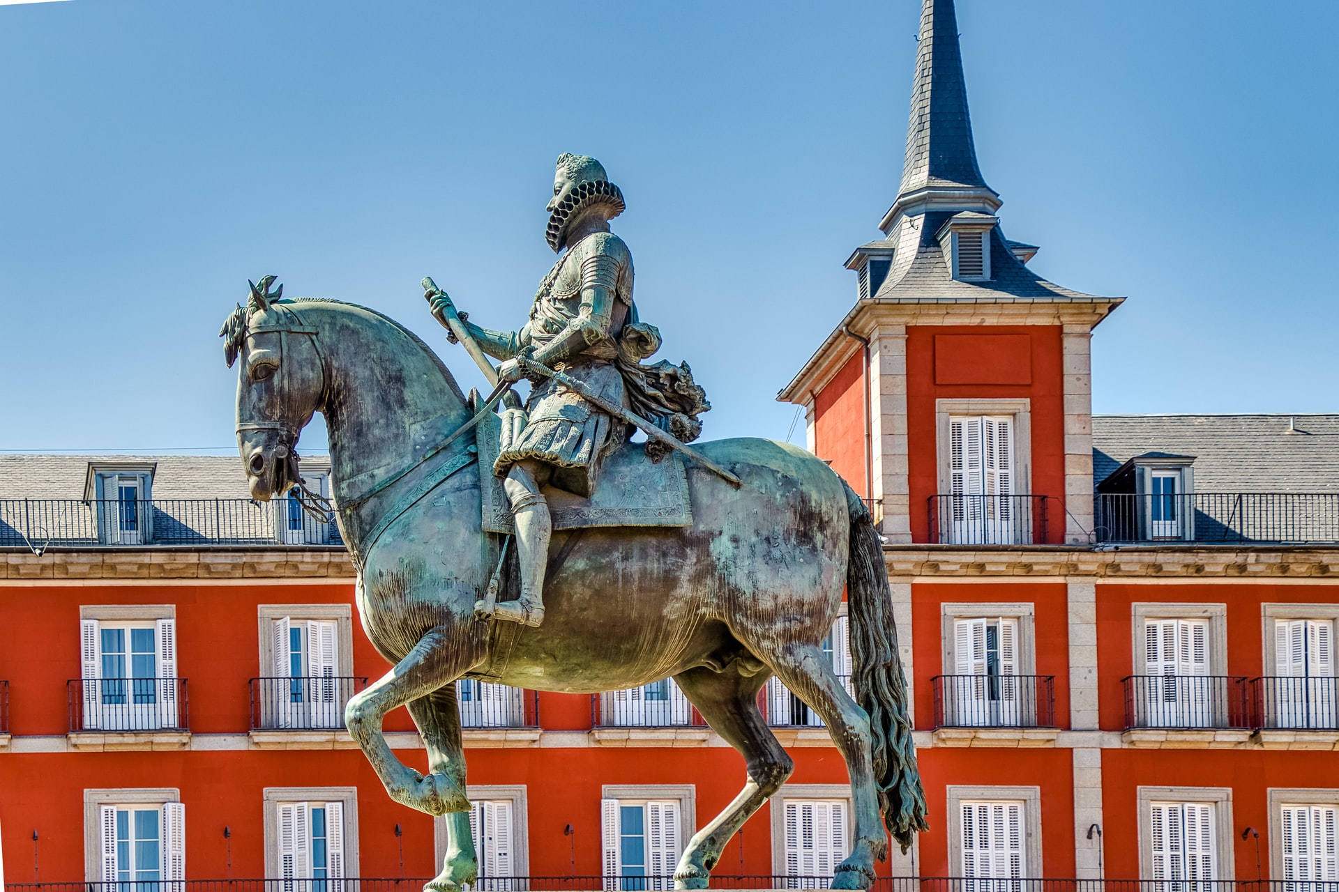 西班牙留学的住宿问题如何解决？
